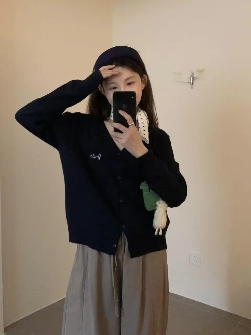V넥 니트 가디건 상세 이미지 1