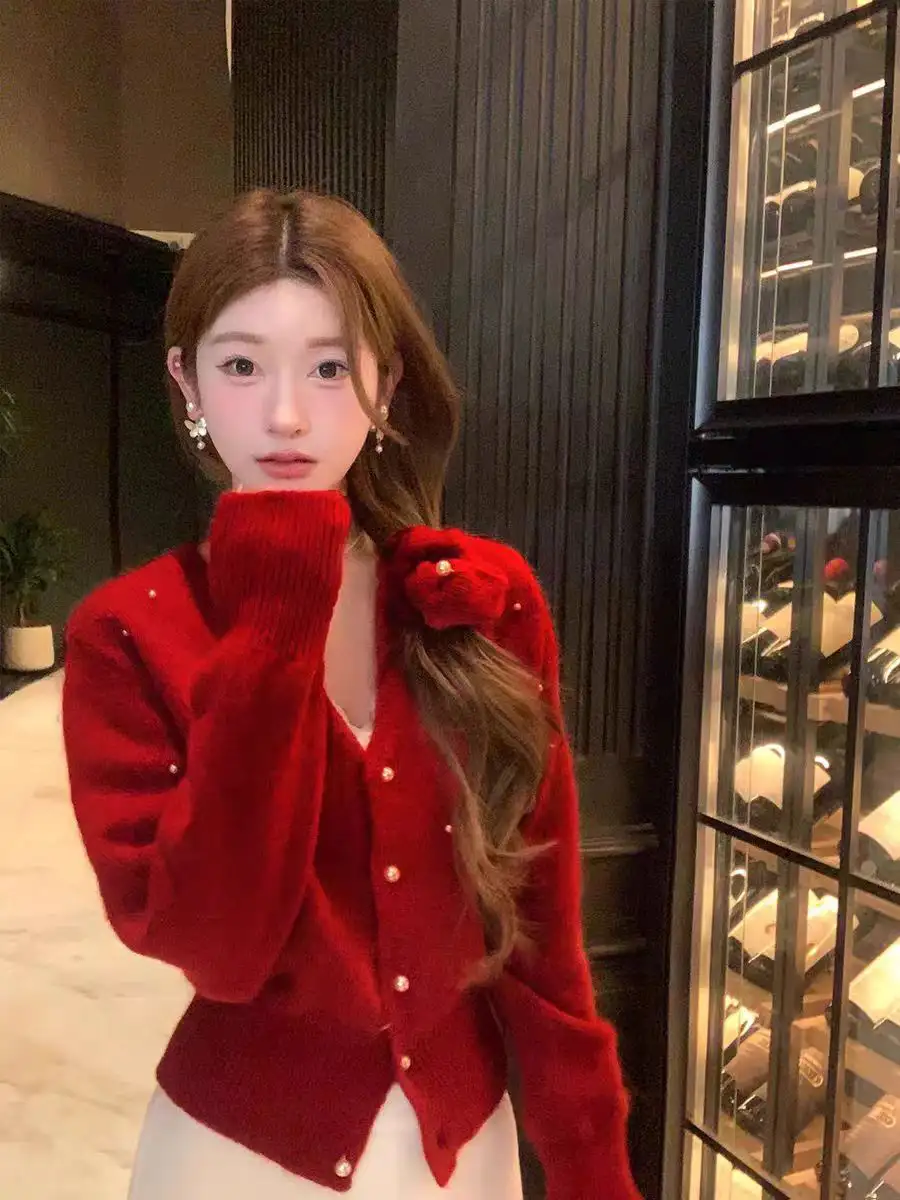 토끼털 비딩 라운드넥 니트 가디건 상세 이미지 2
