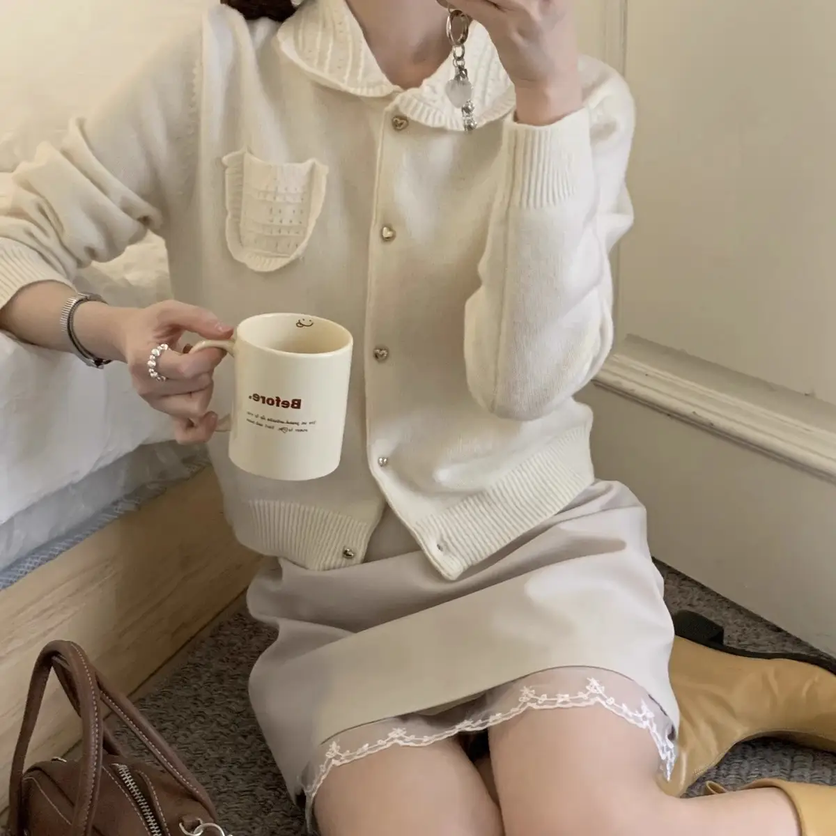 폴드 칼라 루즈핏 니트 상세 이미지 1
