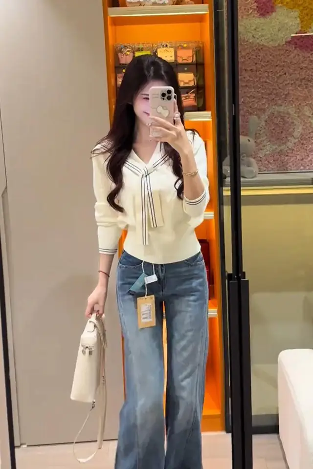 네이비 칼라 니트 상세 이미지 1