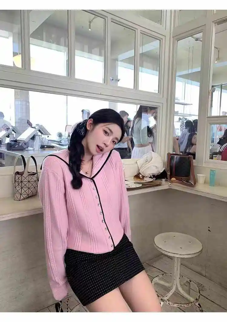 세일러 칼라 배색 가디건