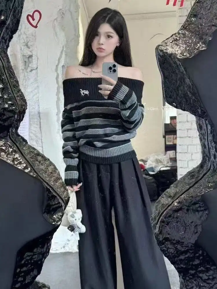 투톤 오프숄더 긴소매 니트 상세 이미지 6