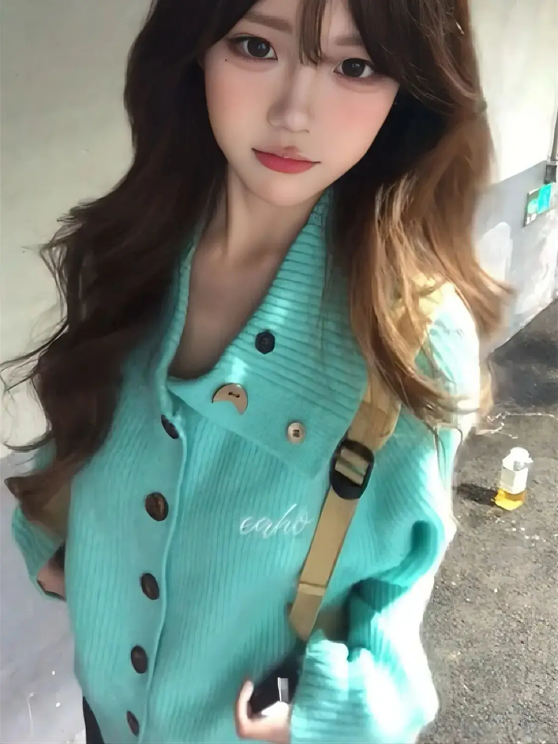 루즈핏 버튼 디테일 니트 가디건