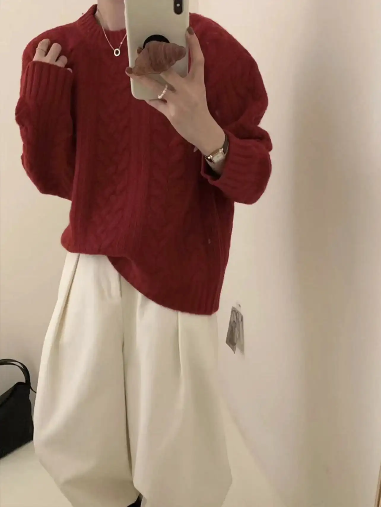 꽈배기 라운드넥 니트 상세 이미지 2