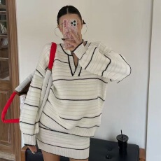 批发慵懒风时尚宽松显瘦V领<b class='q'>条纹</b>毛衣+高腰<b class='q'>半身裙</b>针织两件套女
