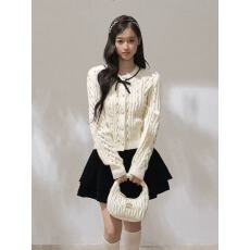 “钻影流光”烫钻蝴蝶结韩系百搭修身毛衣针织开衫