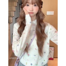 批发韩系新款碎花呼吸感穿搭少女甜美针织衫浅春色百搭显瘦翻领薄上衣