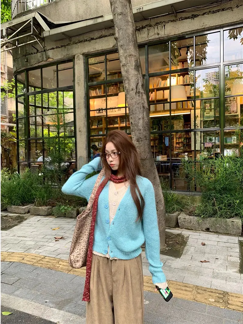 루즈핏 V넥 가디건 상세 이미지 6