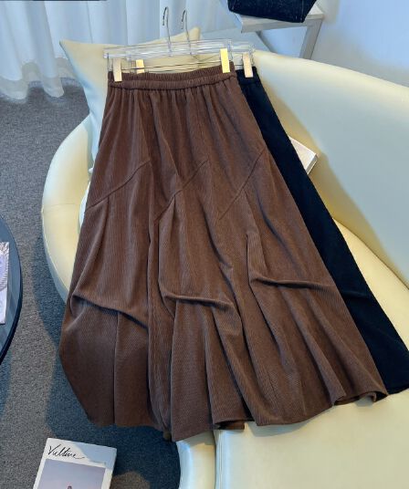실사 가을 겨울 코듀로이 롱 스커트 중 하이웨이스트 슬림해 보이는 반신 스커트 디자인 센스 펌프 Pleat 중간 길이 스커트 불규칙 진자 치마