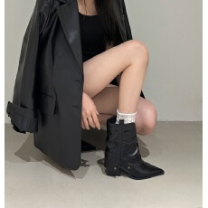 批发尖头裤管靴女甜酷风高跟短靴2025秋冬新款西部粗跟牛仔靴