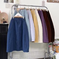 批发日系 纯色绗棉细坑条灯芯绒半身<b class='q'>裙</b>复古百搭宽松A字冬半身<b class='q'>裙</b>伞<b class='q'>裙</b>