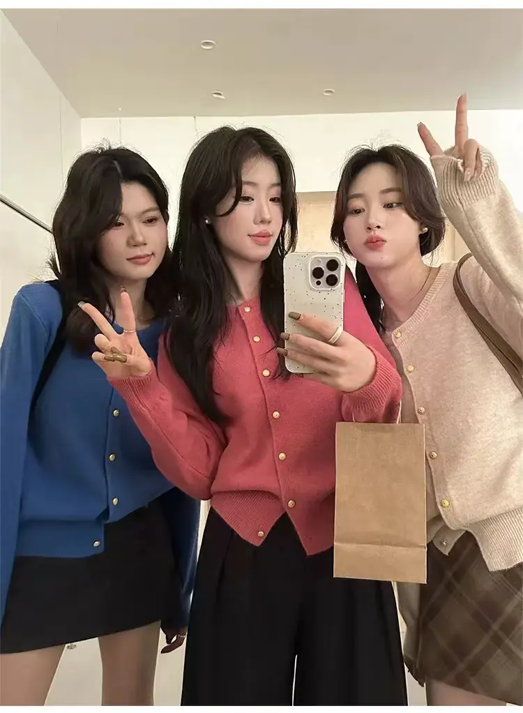 라운드넥 루즈핏 니트 가디건 상세 이미지 13