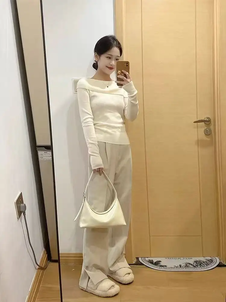 오프숄더 긴소매 니트 상세 이미지 8