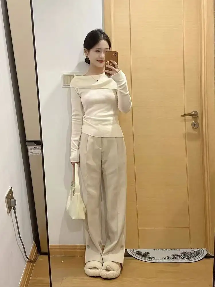 오프숄더 긴소매 니트 상세 이미지 9