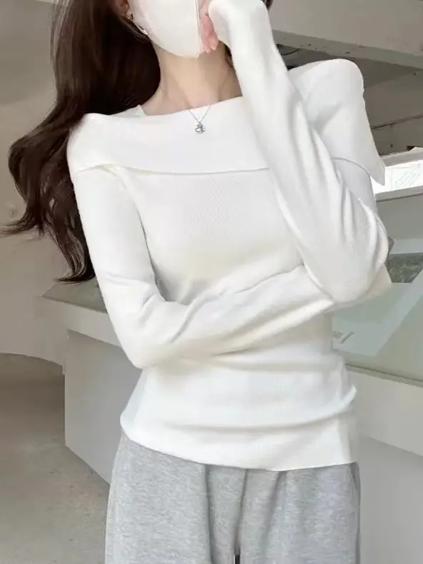 오프숄더 긴소매 니트 상세 이미지 17