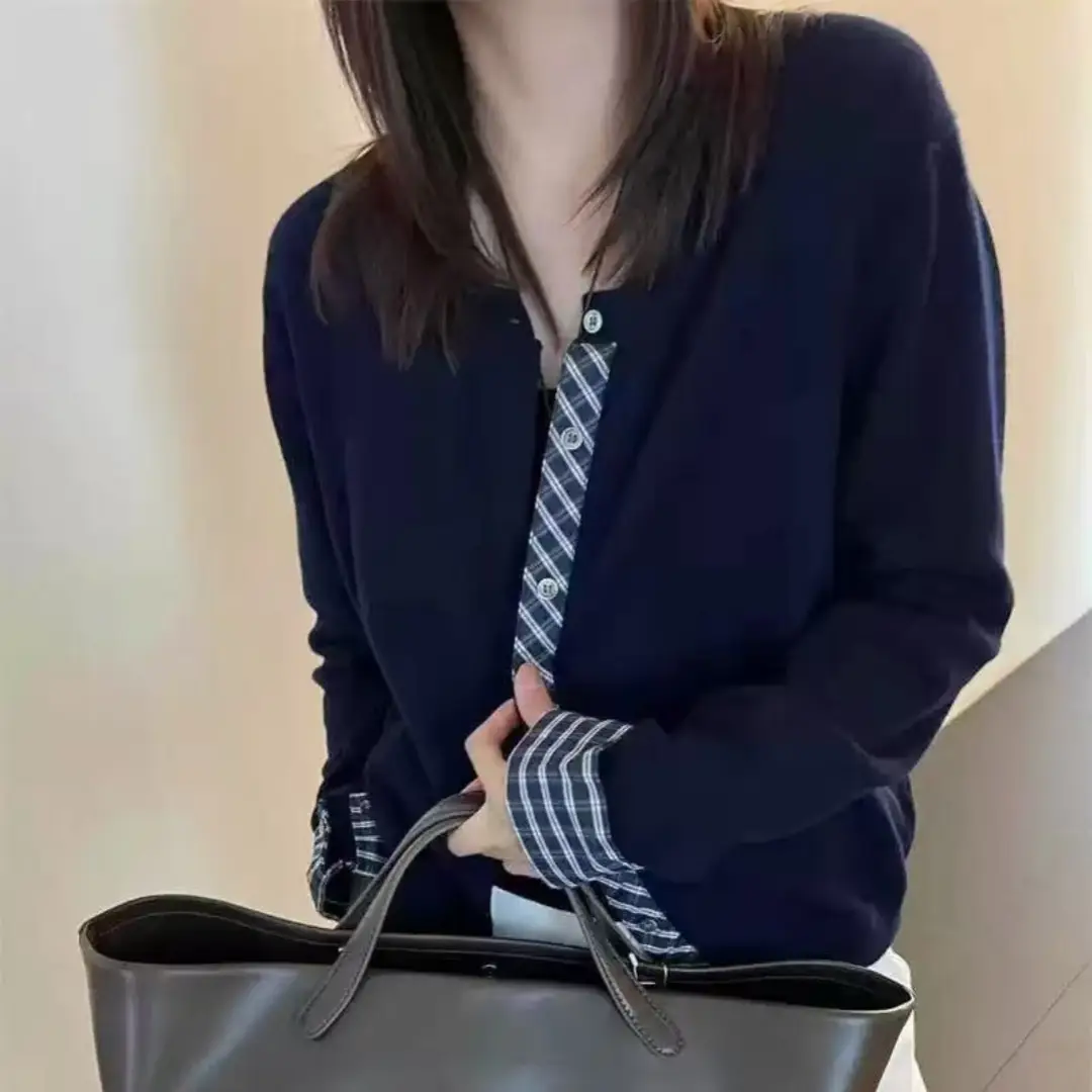 한국인기 배색 가디건 니트 상세 이미지 4