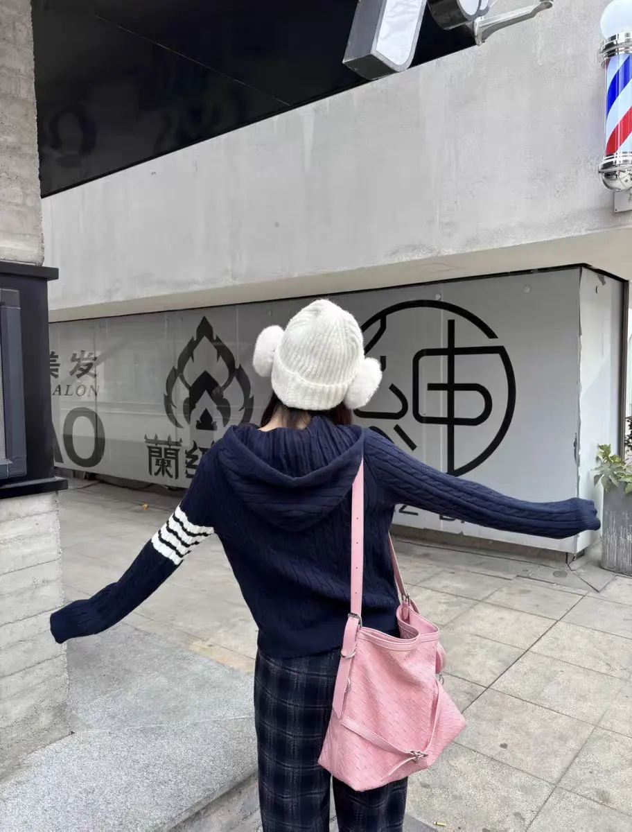 한국인기 루즈핏 꽈배기 후드 니트 가디건 상세 이미지 3