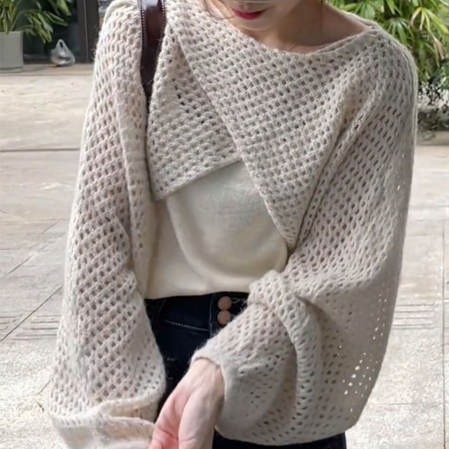 고급 센스 홀로우 아웃 다용도 긴팔 맨위 가을 섹션 작은 대중 품격 숄 니트 스웨터 슬림해 보이는 투피스 세트 표지