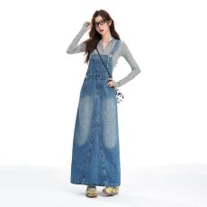 批发25年秋冬新款 复古收腰显瘦开叉可调节<b class='q'>背带</b>牛仔长裙女
