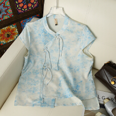 批发新款潮流国风优雅舒适印花中式珠扣减龄<b class='q'>妈妈装</b>小立领结绳流苏上衣