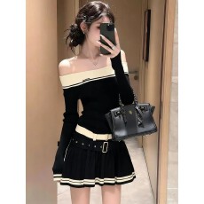 批发早秋小个子穿搭高端精致高级感重要场合绝美一字肩针织<b class='q'>连衣裙</b>