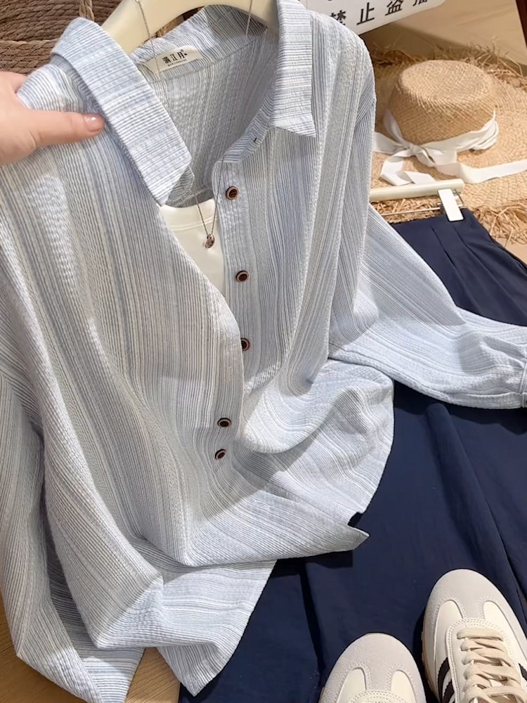 작은 청신 파란색 폴로 칼라 긴팔 자외선 차단 여성 셔츠 2026 봄 새로운 외국 가스 연령 감소 루즈핏 슬림해 보이는 맨위