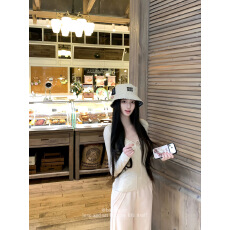 批发白水女 软糯慕斯<b class='q'>T</b> V领系带<b class='q'>蕾丝</b>打底衫女冬季修身纯欲风高级感上衣