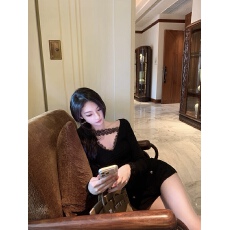 批发OKMASHOP 蕾丝绮梦 纯欲v领针织衫女冬季内搭打底衫修身性感上衣