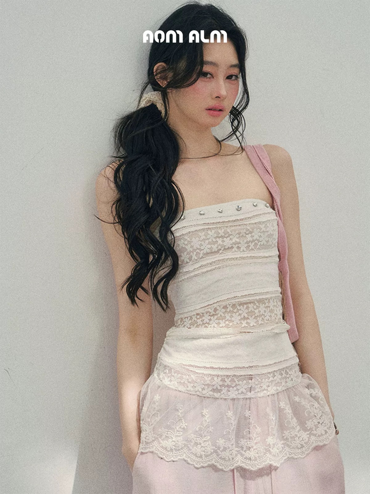 3 월 3 신제품 88 접기 aomalm 덜 또한 눈 흐릿한 뮤즈 레이스 홀로우 아웃 튜브탑 티셔츠 여성 봄