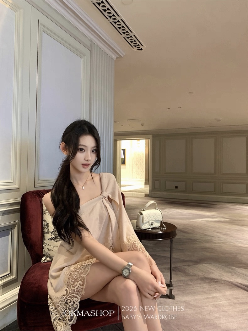 okmashop 화이트 복숭아 천 새싹 오프숄더 맨위 여성 봄 디자인 센스 레이스 순수한 욕망 섹시함 오프숄더 니트 스웨터