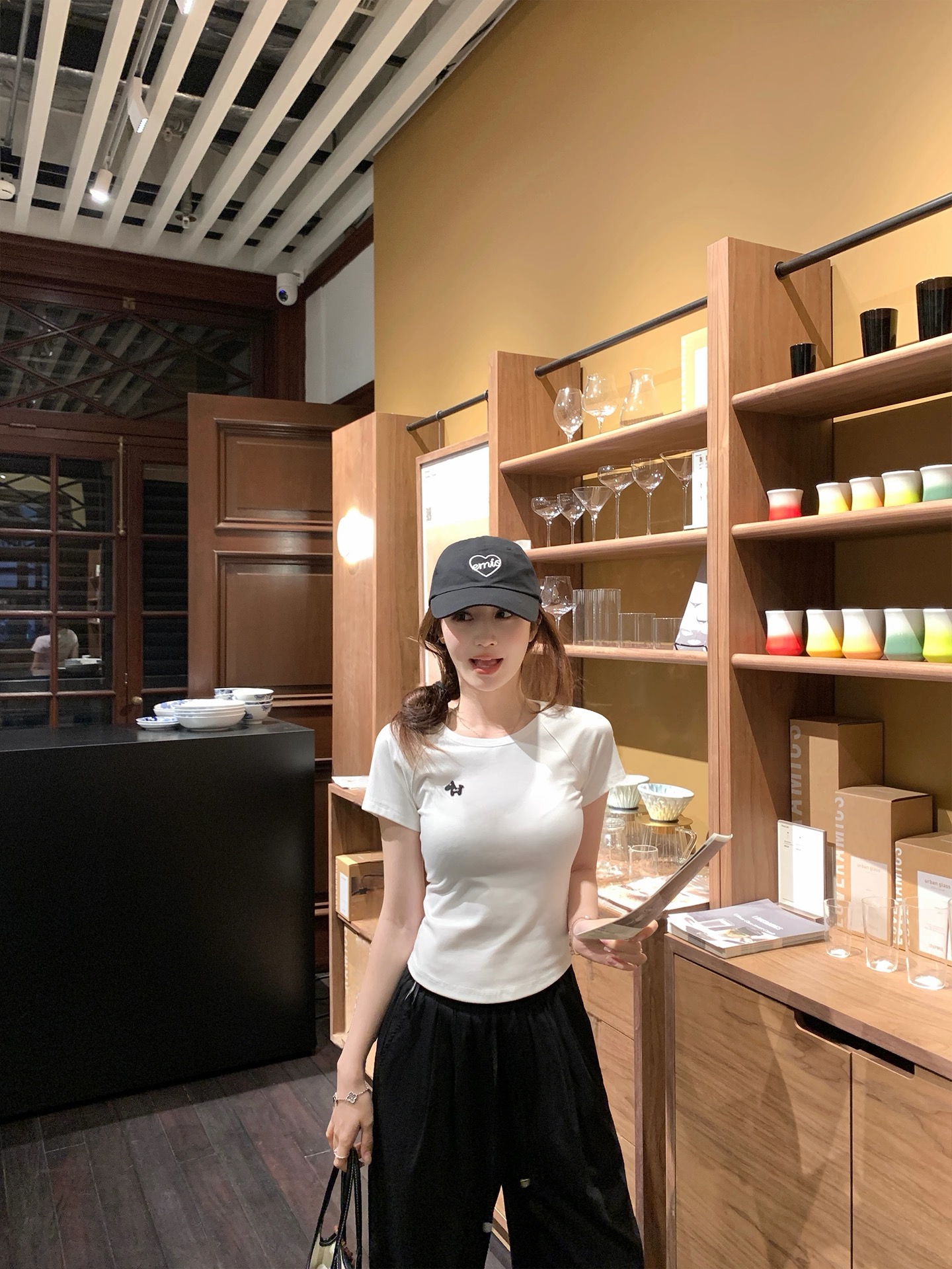 양 양 yangruoyu 흥미 진진한 햇빛 작은 말 색상 면 챕터 애버딘 다용도 라운드 넥 캐주얼 반팔 티셔츠 여성