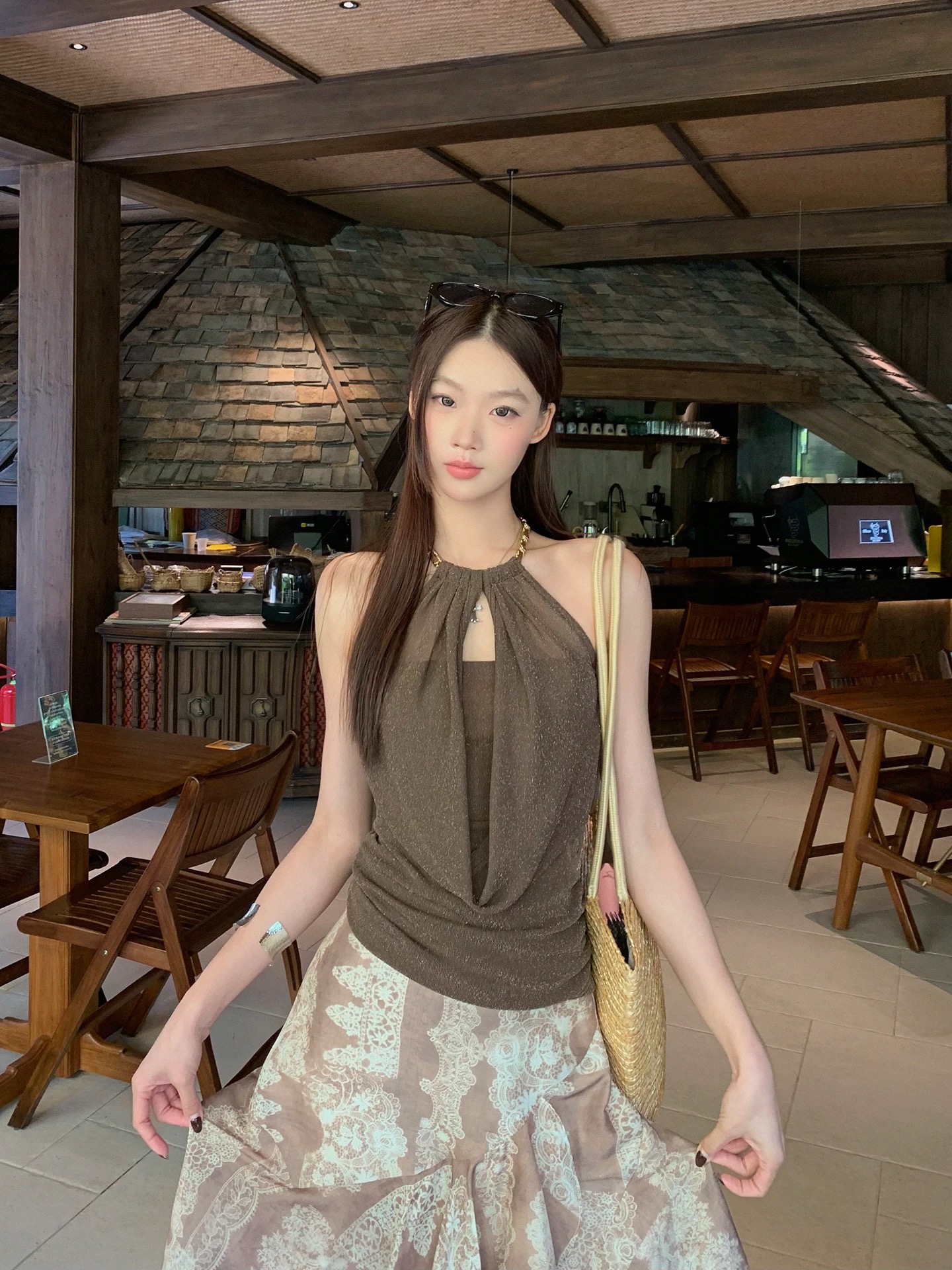 RY1768# 红人馆吊带背心女夏外穿辣妹穿搭露背设计感修身短款无袖挂脖上衣