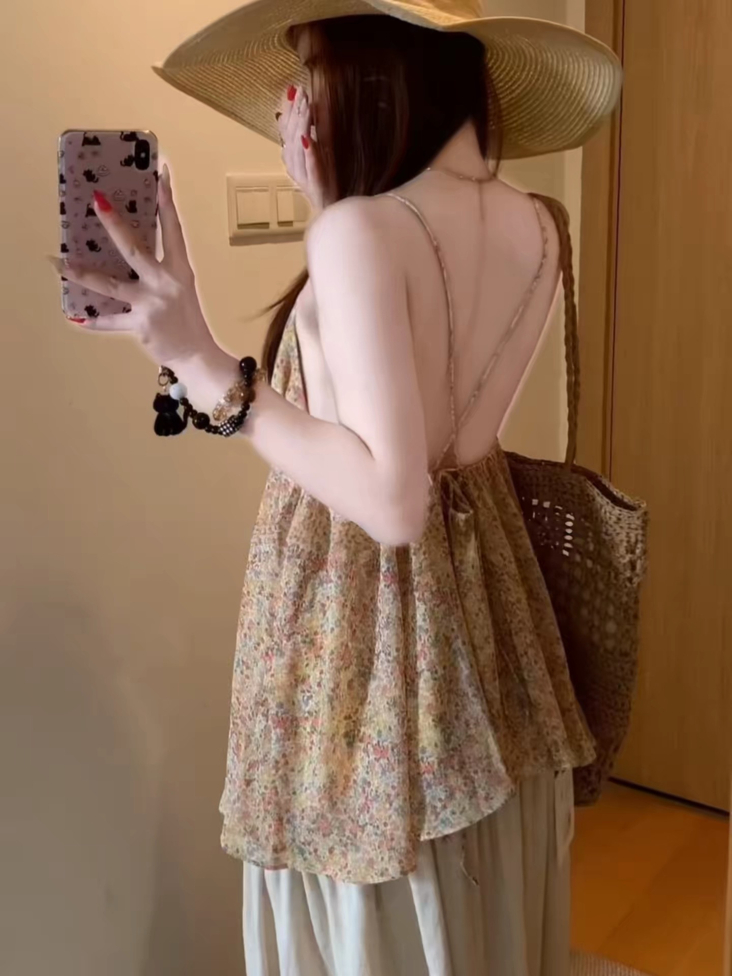 한 부서 꽃무늬 백리스 캐미솔 여름 자이언트 잘 생긴 아름다운 루즈핏 다용도 섹시함 핫걸 쇼트 스타일 맨위