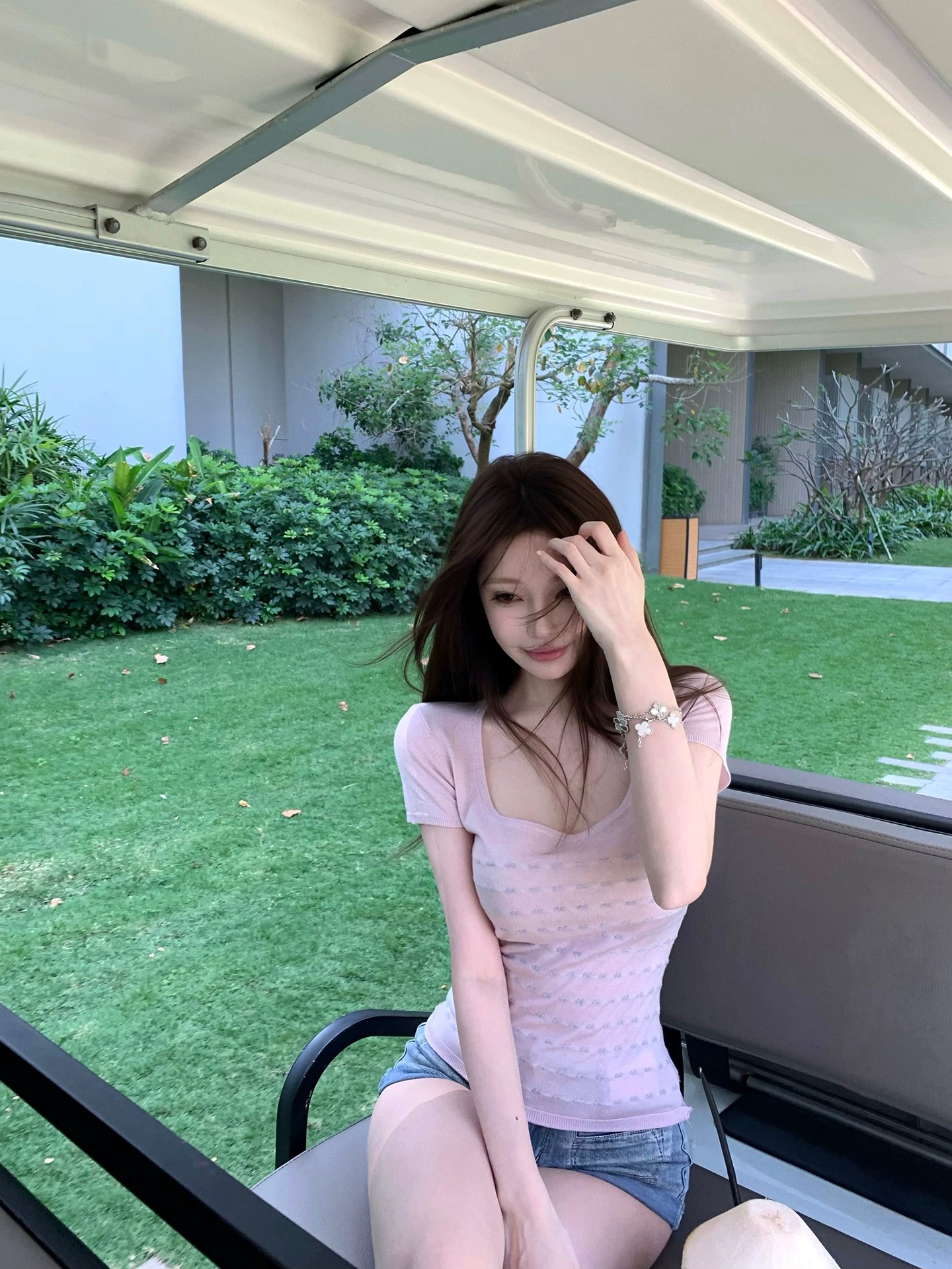 suuuicee 메이 여지 얼음 모래 작은 자카드 질감 순수한 욕망 대 u 칼라 짧은 맨위 몸매 가꾸기 니트 반팔 티셔츠