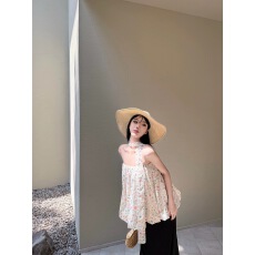 批发Laareetoo  碎花露肩无袖上衣女夏季设计感外穿抹胸宽松显瘦<b class='q'>百搭</b>