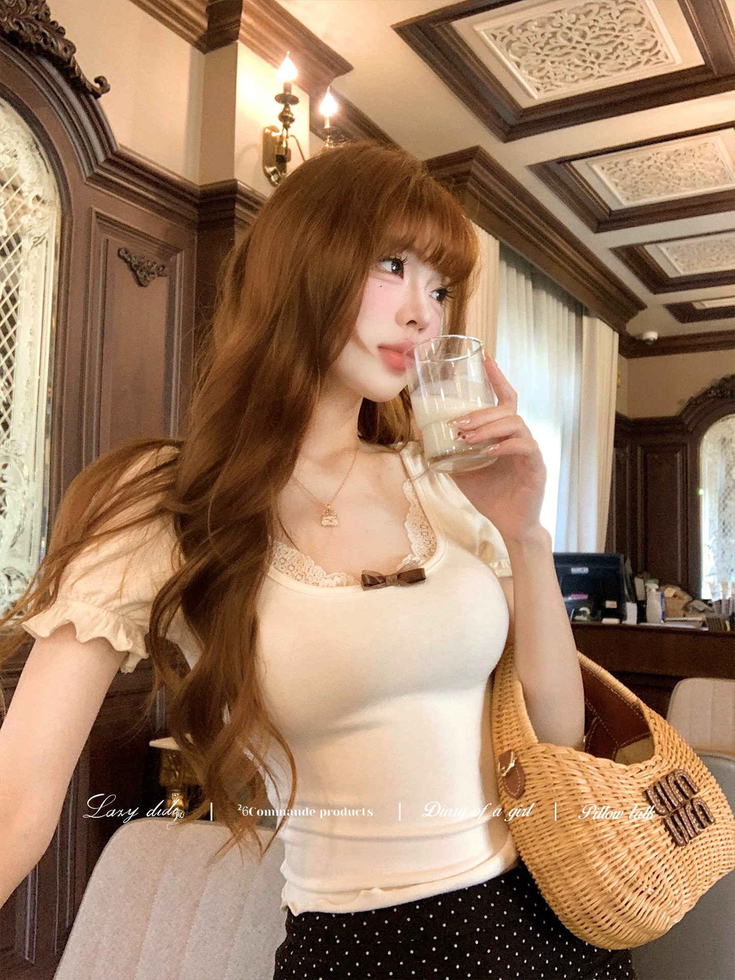lazy didi 한여름 속삭임 라이 경기 서울 양모 반팔 페이크 레이어드 220g 불 투수 레이스 측면 몸매 가꾸기 티셔츠