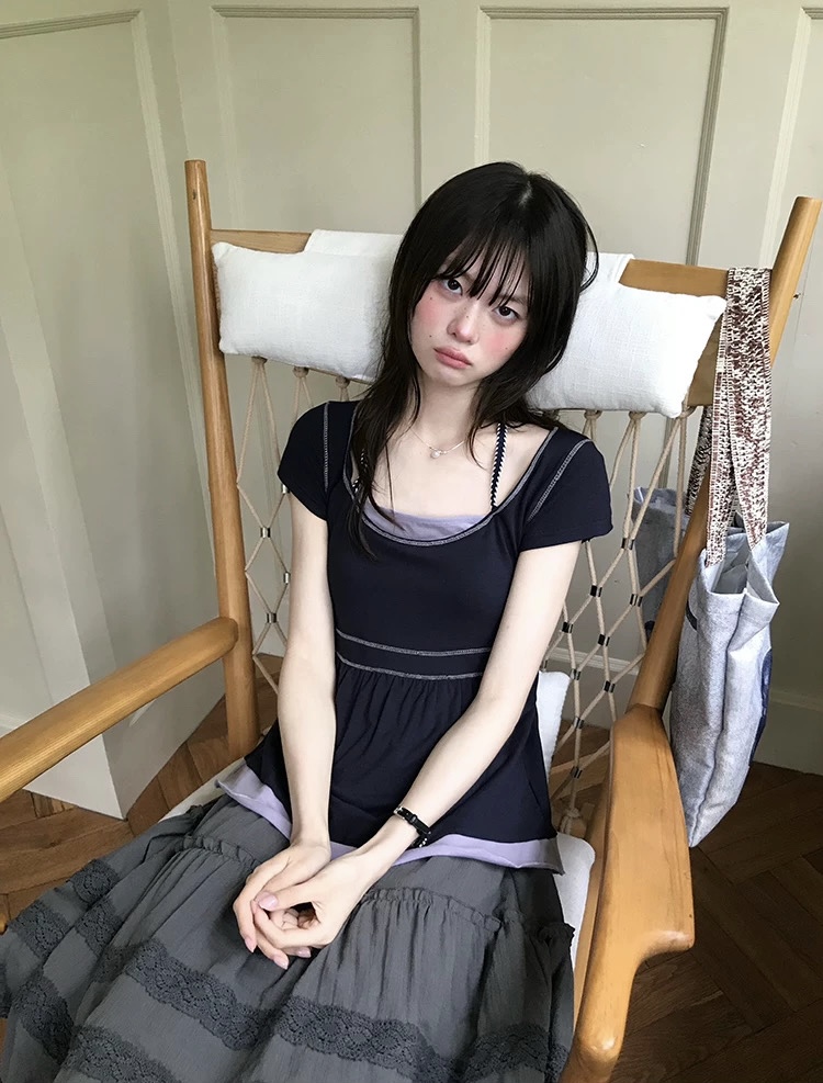 다우 시시 주간 징하이 연기 보라색 출퇴근 페이크 레이어드 행침 목 반팔 맨위 여름 루즈핏 다용도 u 종류 티셔츠 여성