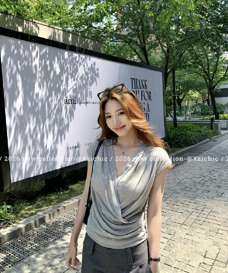 xzichic 주간 실크 깊은 v 십자가 흔들다 칼라 작은 날다 소매 티셔츠 여성 2026 여름 새로운 몸매 가꾸기 반팔 맨위