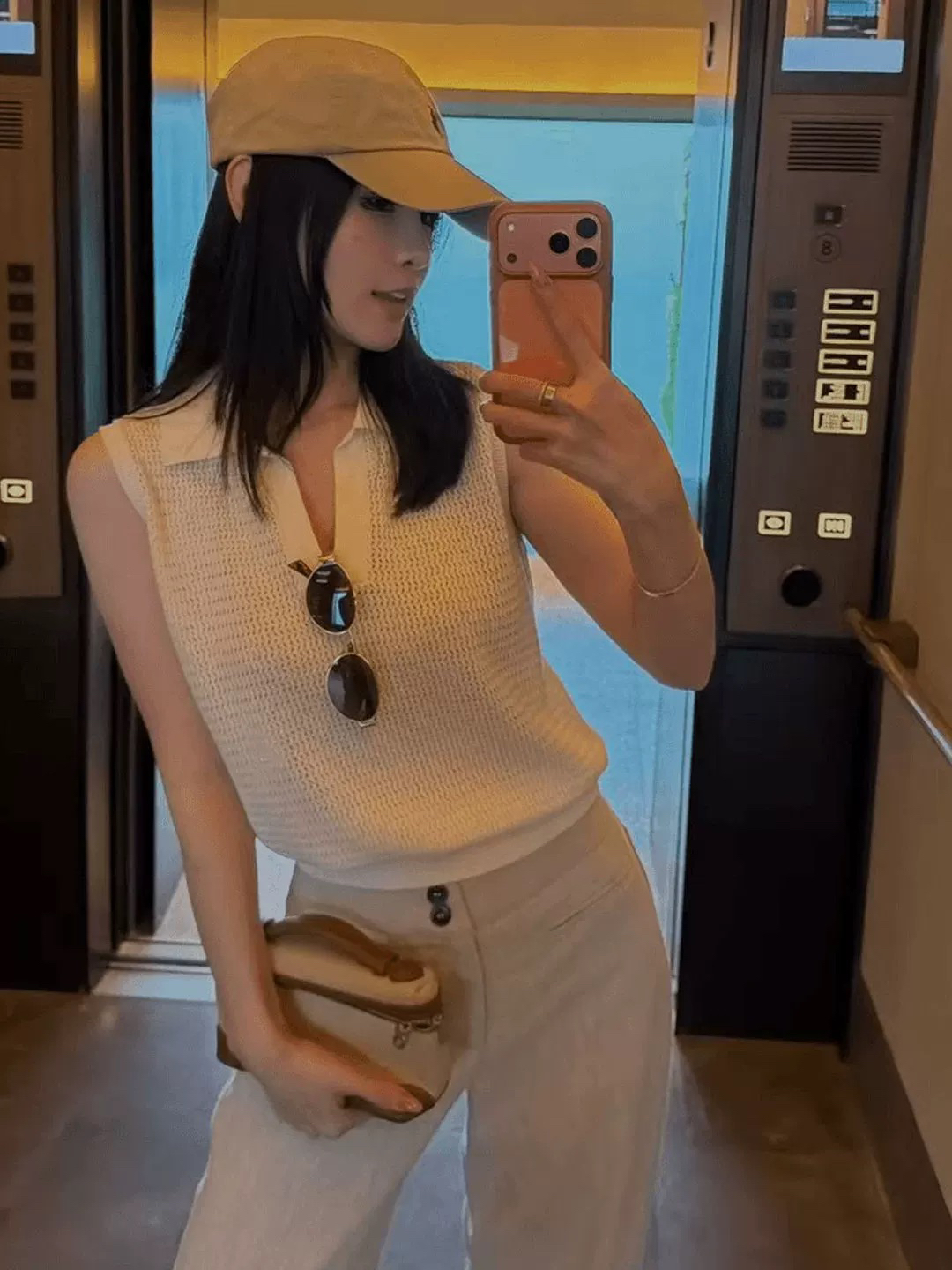 프랑스식 레트로 POLO 칼라 홀로우 아웃 얼음 실크 니트 조끼 여성 여름 얇고 가벼운 통기성 슬림해 보이는 다용도 민소매 맨위