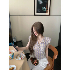 批发sasaouni学院格纹 韩版显瘦收腰<b class='q'>格子</b>v领衬衫女小众设计感上衣小衫