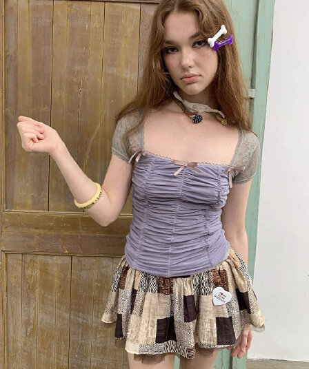 잡식성 universe 포도 보라색 광장 칼라 튜브탑 펌프 Pleat 망사 레이스 조각 반팔 허리 수축 슬림해 보이는 티셔츠 여성
