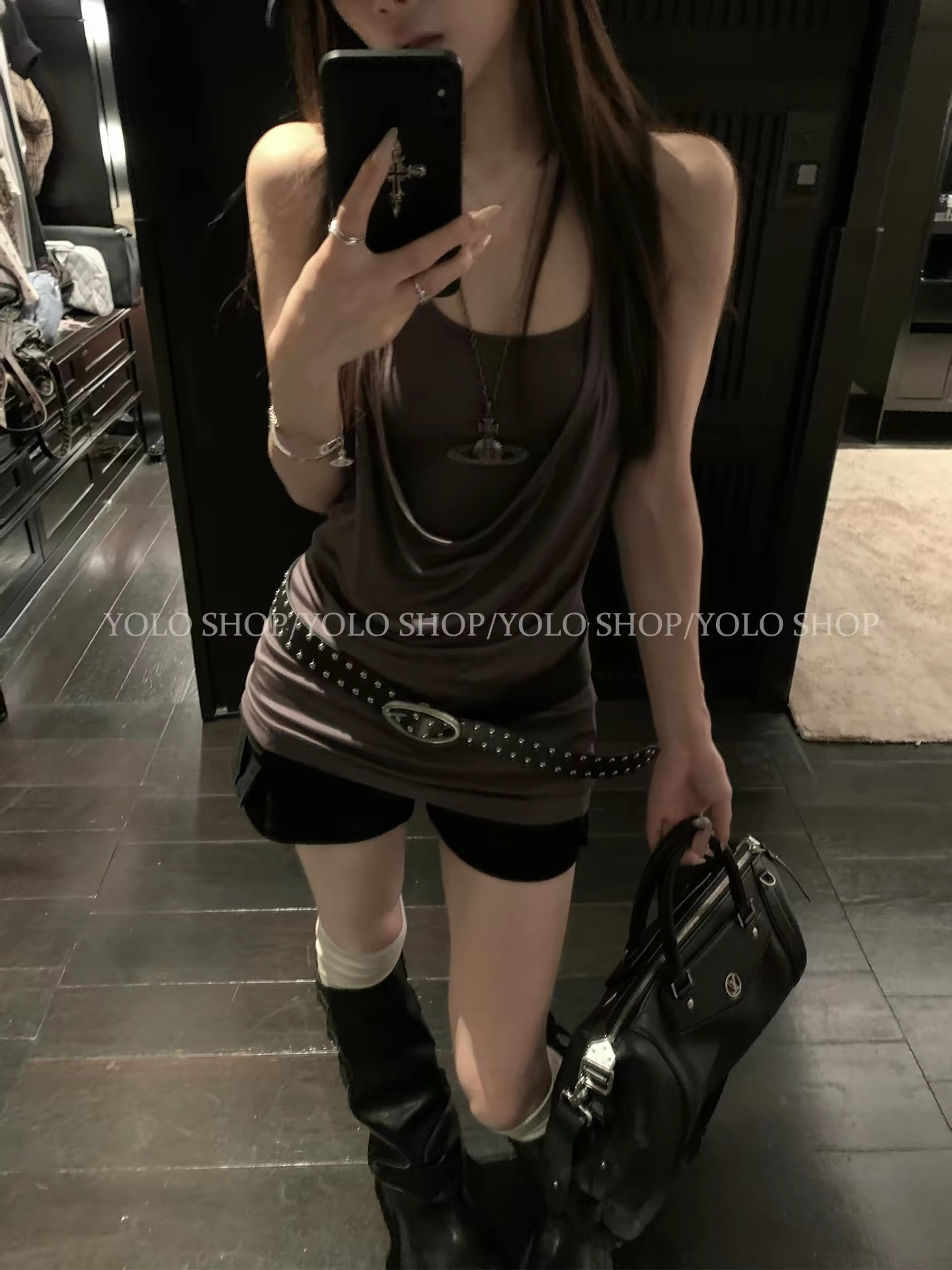 yolo shop 차가운 센스 라이 경기 서울 페이크 레이어드 흔들다 칼라 비틀림 디자인 슬립 여성 다용도 품격 조끼 맨위