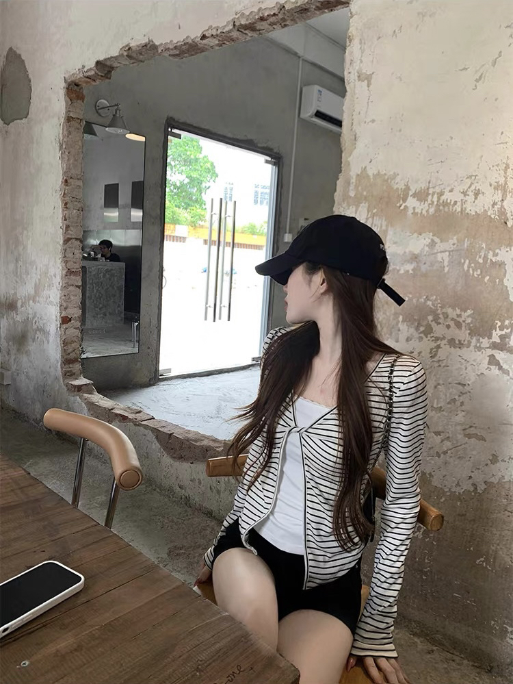 BY28843# 宋正恩白底黑条纹假两件长袖t恤女夏季韩系修身高级显瘦短款上衣  服裝批發女裝批發服飾貨源