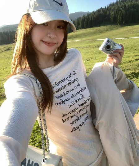 작은 6 월 6 월 브리트니 런던 주말 캐주얼 레이스업 펌프 로프 필적 알파벳 프린트 라이 경기 서울 긴팔 티셔츠