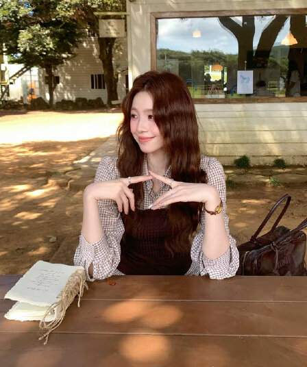 even 하나 원자바오 가을의 날 브라운 니켈 한 부서 높음 지혜 센스 패치워크 페이크 레이어드 체크무늬 니트 맨위 긴팔