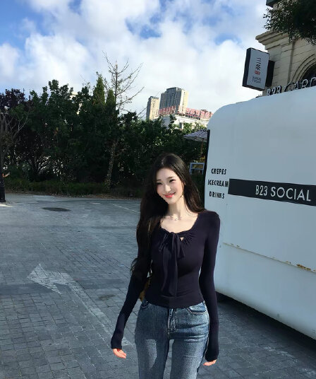 farte shop 내장 모듈러스의 날 접시 나비 매듭 낮은 네크라인 홀로우 아웃 티셔츠 여성 봄 가을 긴팔 허리 수축 맨위