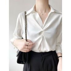批发2026春季白色缎面扭结<b class='q'>衬衫</b>女甜美温柔百搭职业复古港风设计通勤