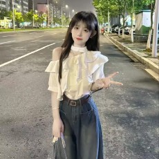 批发荷叶边法式挂脖白色衬衫女高级感夏季纯欲风性感斜肩洋气短袖上衣