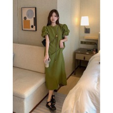 批发泡泡短袖连衣裙女法式高级感温柔风长裙夏季韩版宽松别致绝美裙子