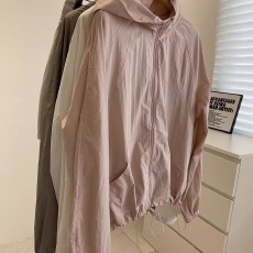 批发夏季超轻薄透气防晒衣女外穿速干运动休闲防紫外线宽松防晒外套